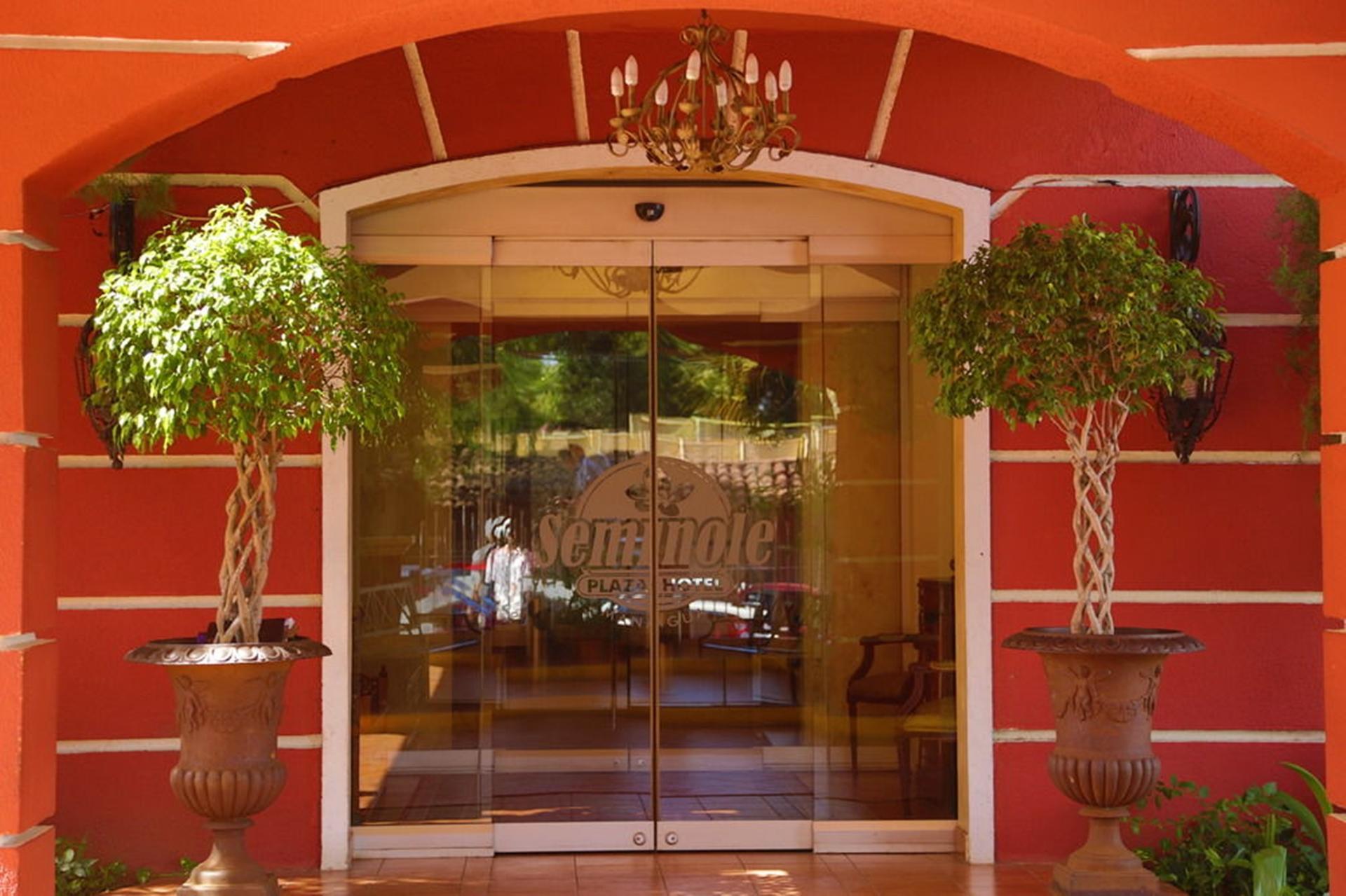 Seminole Plaza Hotel Managua Buitenkant foto